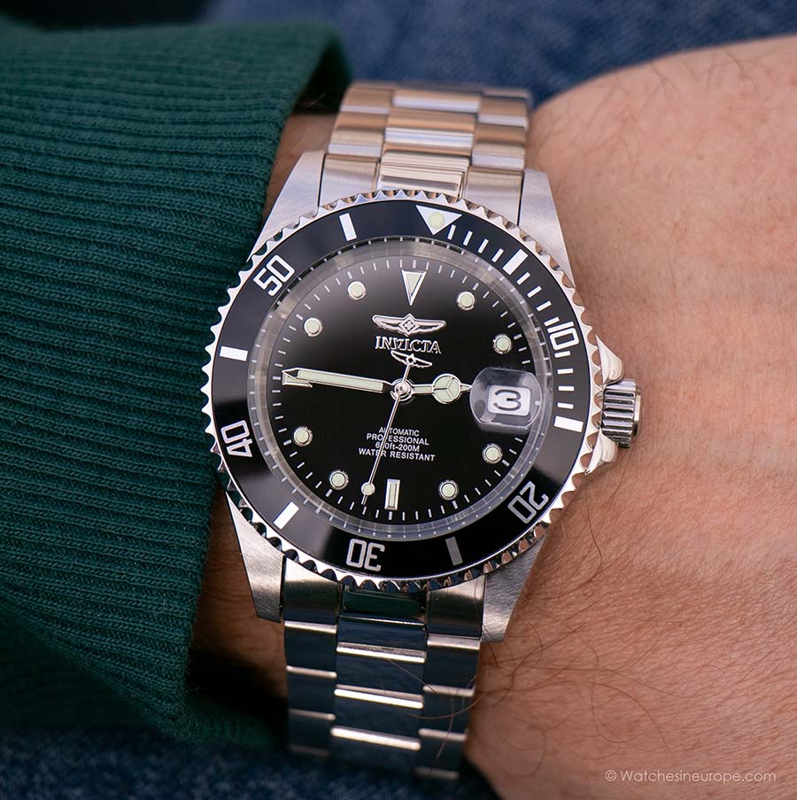 Invicta Pro-Diver watch on the wrist